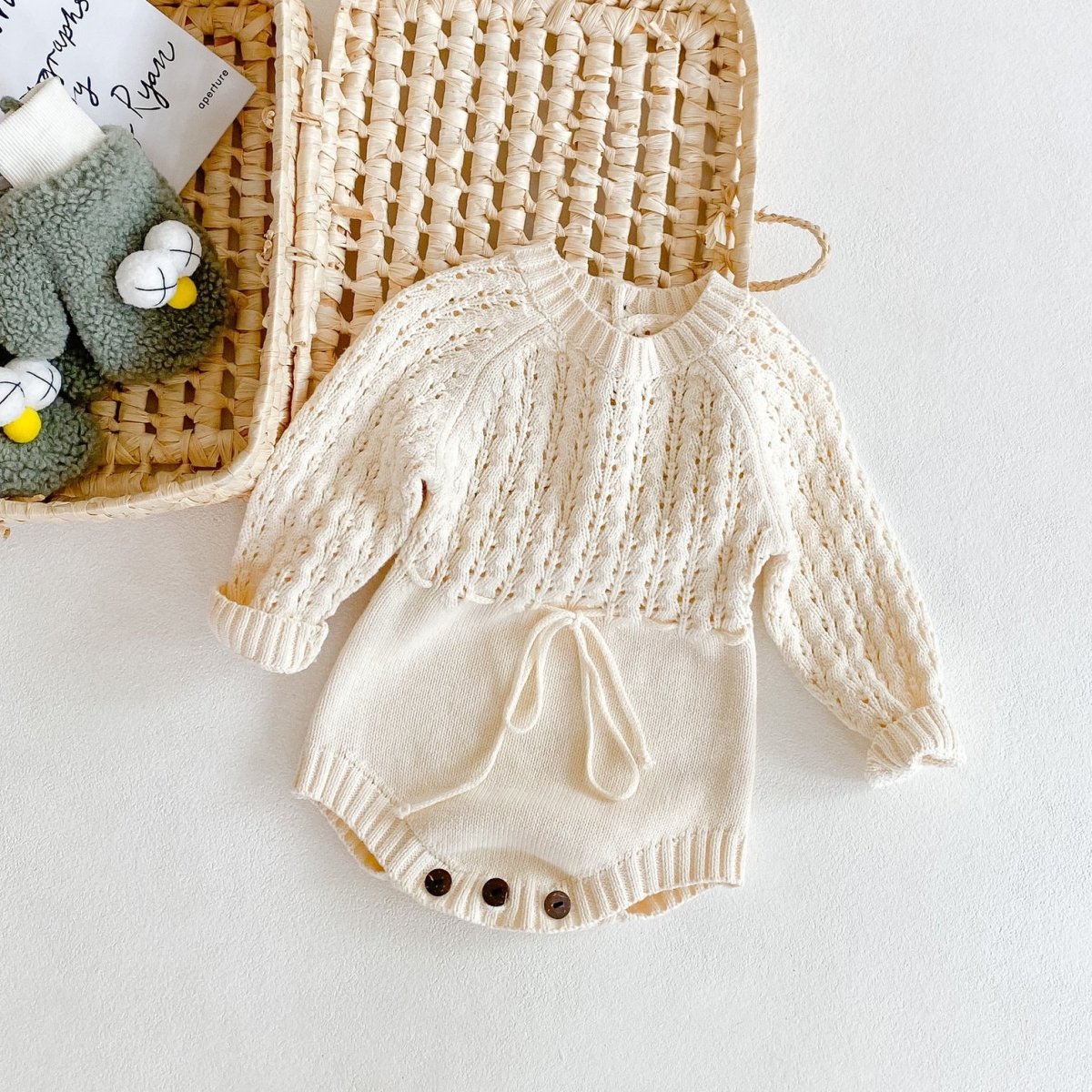 Girl Baby knitted Hollow Waist Girdle Triangle - GIGI & POPO