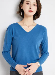 Women's V-neck Wool Sweater (One Piece)