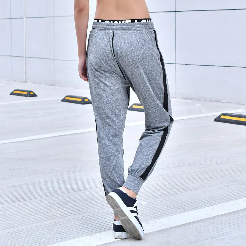 High-Quality Women's Harem Yoga Pants for Fitness